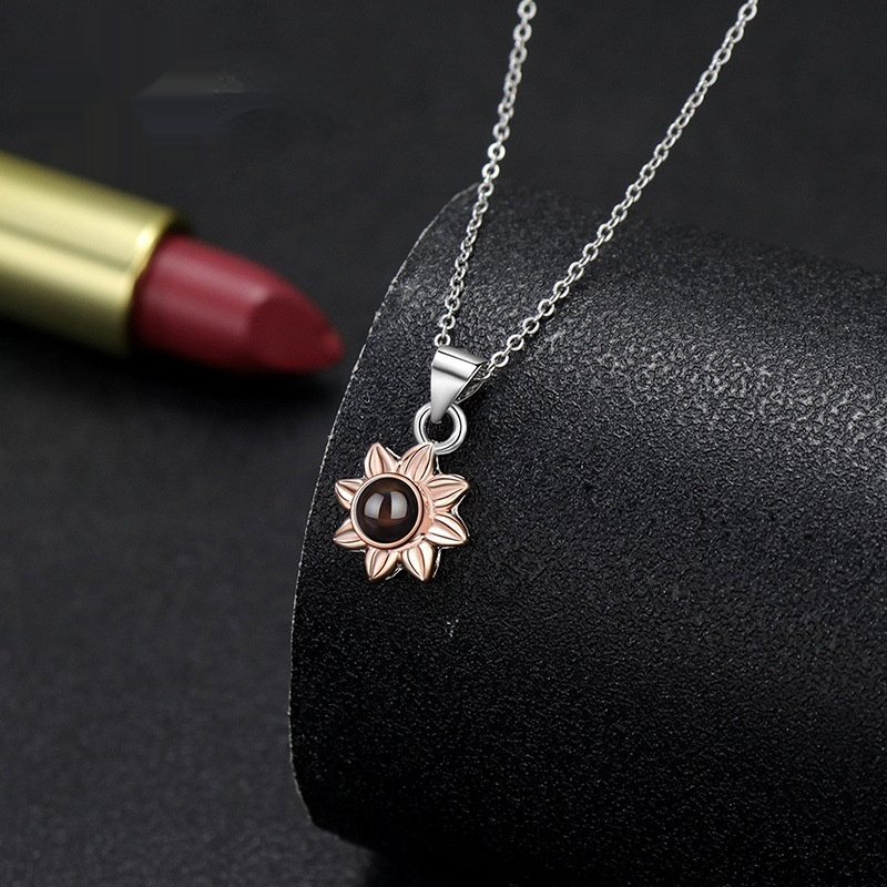 Sunflower Projection Necklace Stylish Fashion Jewelry for Women