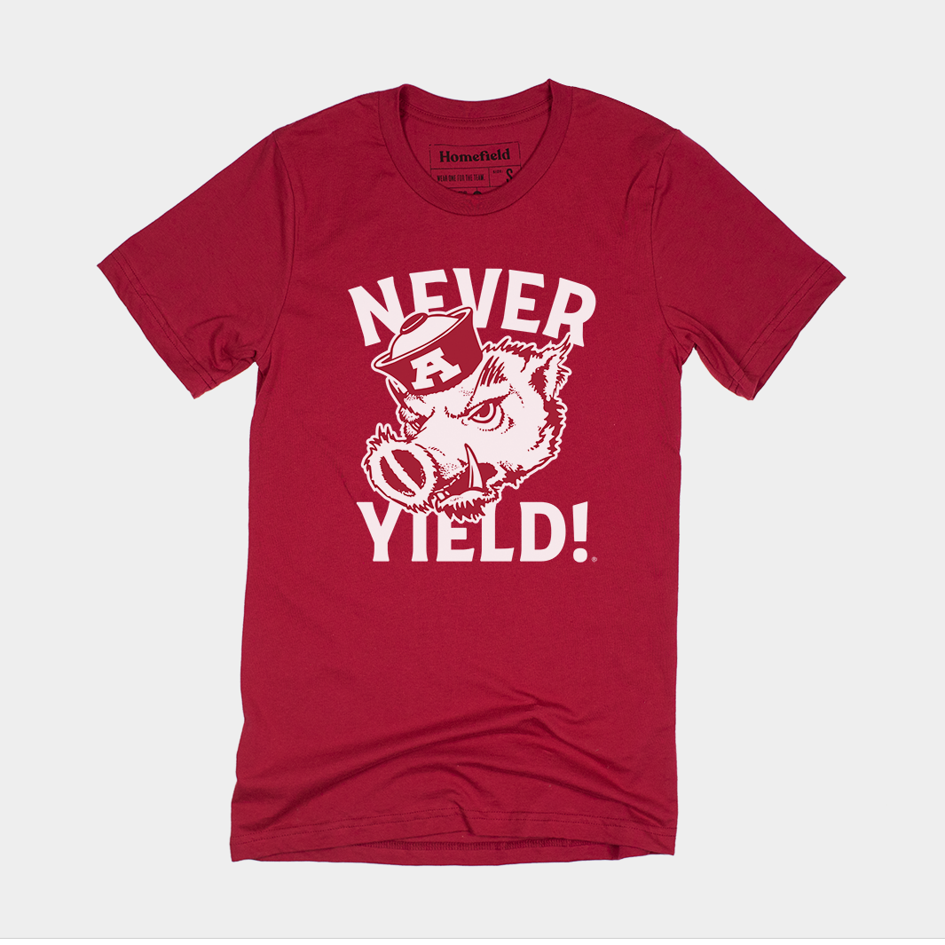 Retro Razorback Never Yield Tee