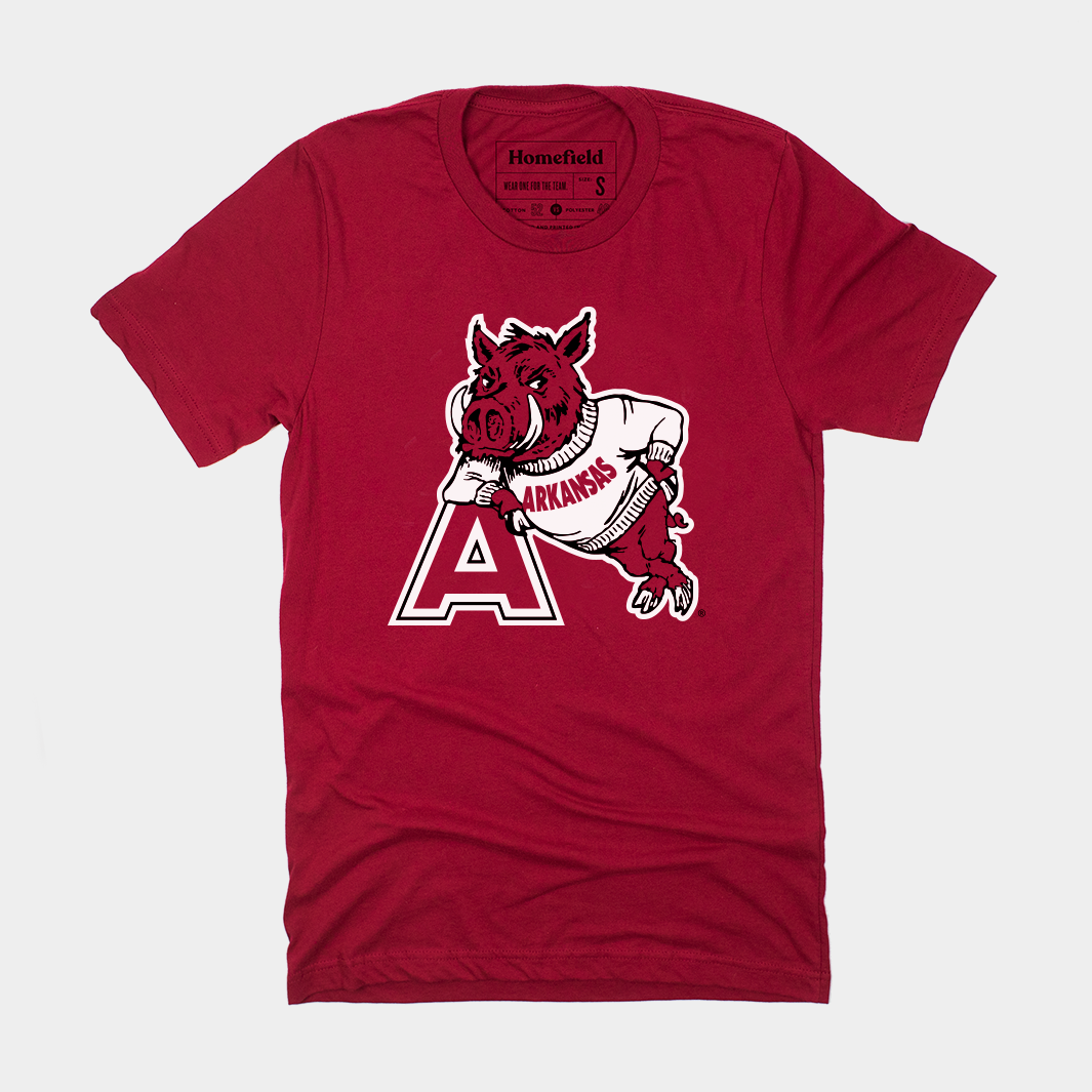Vintage Arkansas Razorback Leaning Mascot Tee